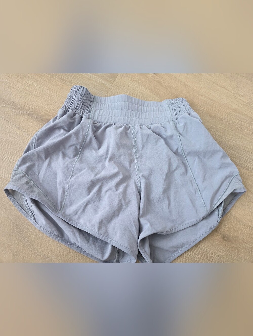 Lululemon Track That High-Rise Lined Short Size 0 Light Purple Lavender